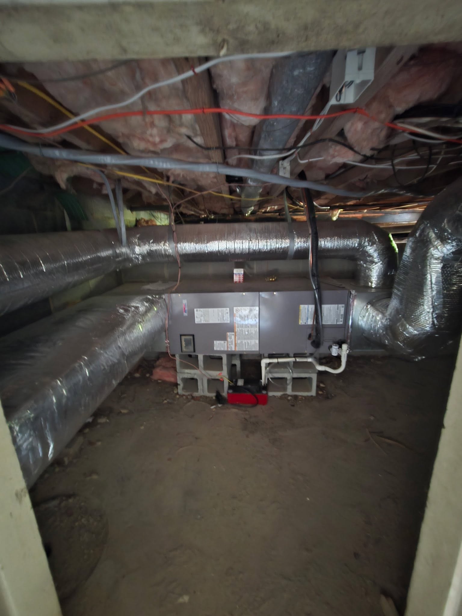 Crawlspace ductwork installation